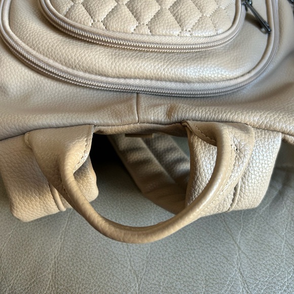 Lug Hatchback Classic VL Backpack Tan EUC - Picture 10 of 16